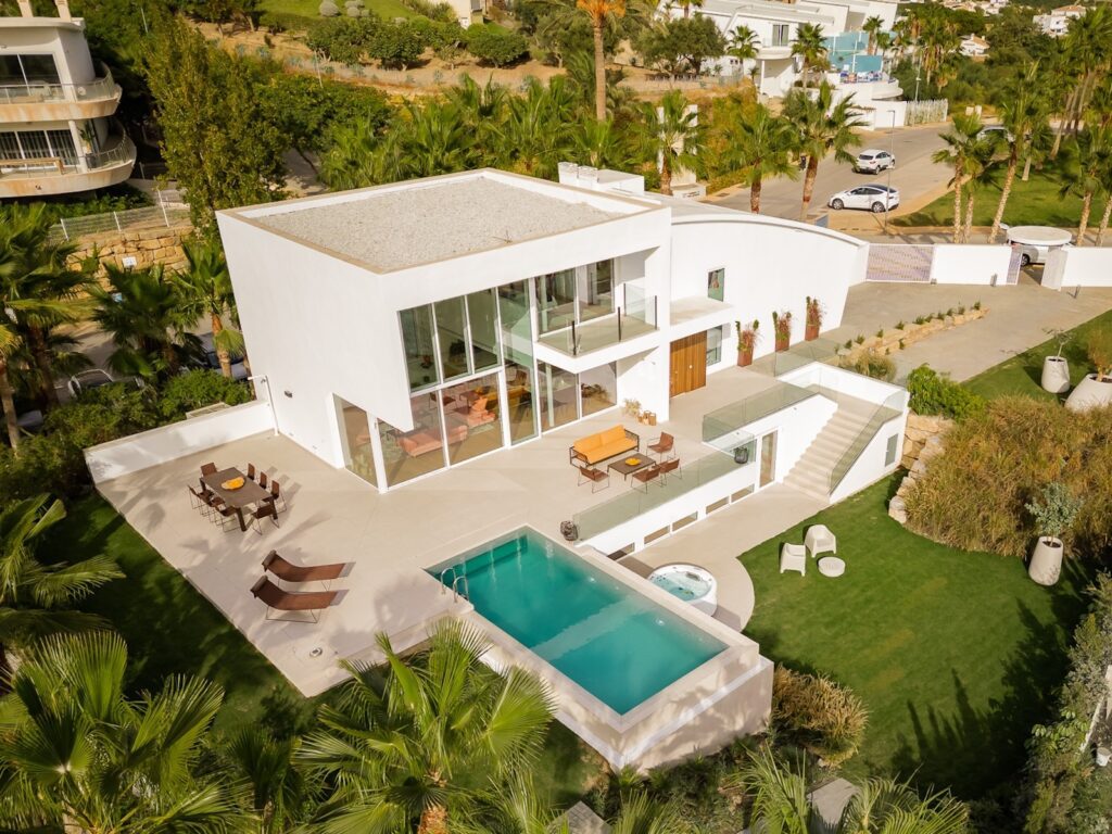 Villa Palm MDR Luxury Homes