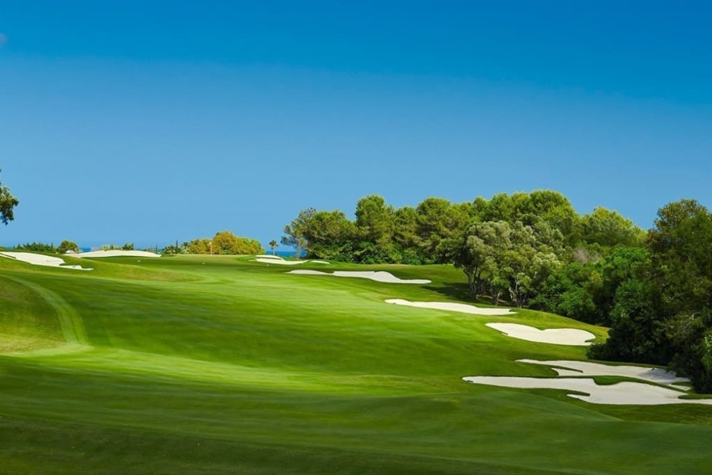 Costa del Golf MDR Luxury Homes, Hole 11 Valderrama