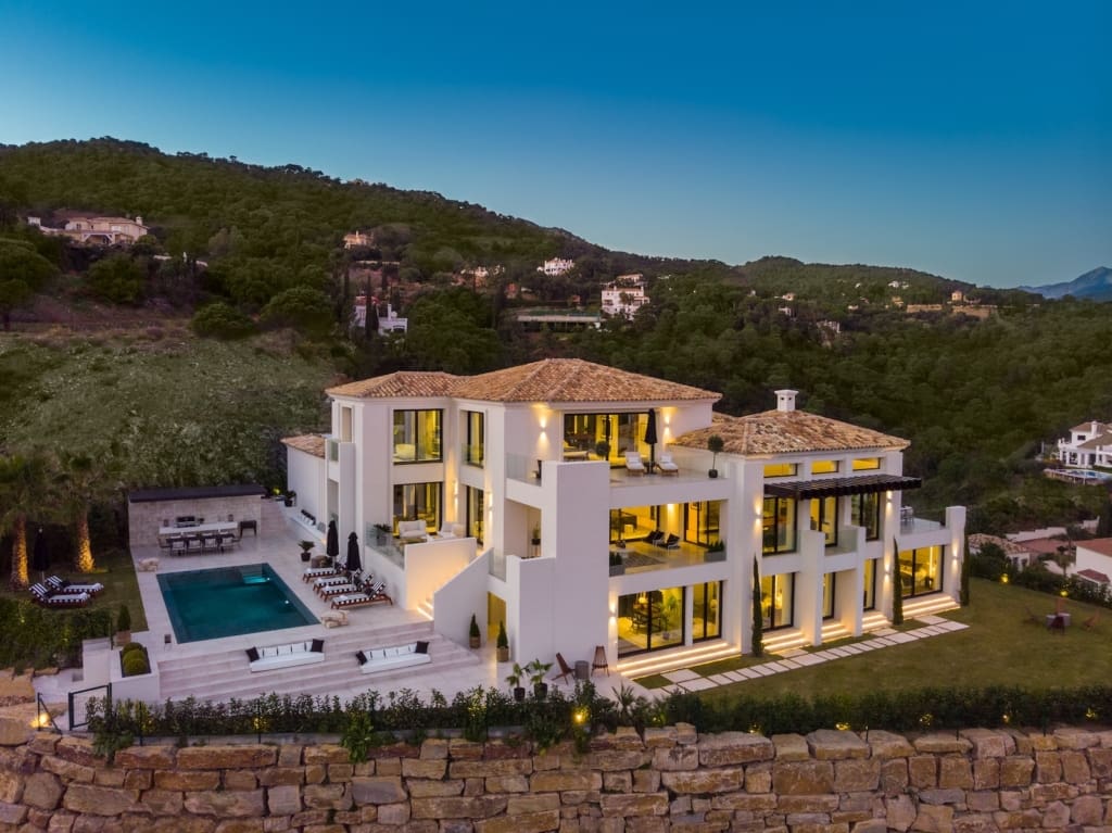 Villa Ocean Vista - Luxury and Privacy in El Madroñal Benahavis - MDR Luxury Homes Oak Valley