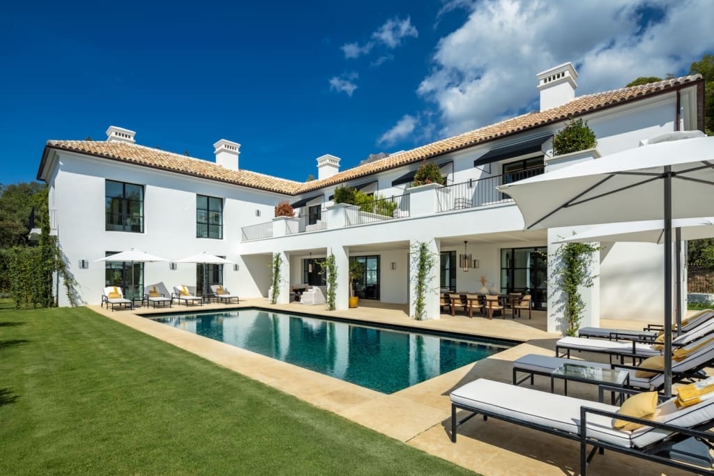 Exclusive Fontana 5 villa in Cascada de Camoján, Marbella, featuring stunning design, private pool, lush gardens, and luxury interiors - presented by MDR Luxury Homes.