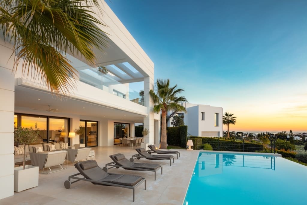 Los Olivos 5 Modern luxury villa with pool and panoramic views in Marbellas Golf Valley Ikzoekuwhuisinspanje.nl