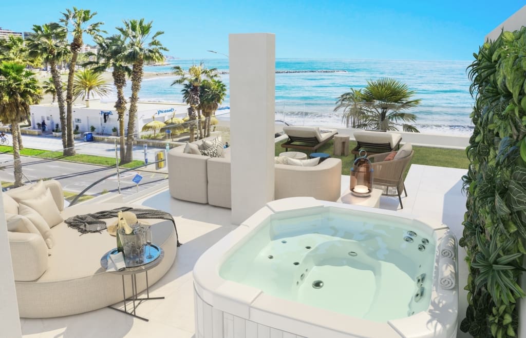 SeaScape Residences: Luxury beachfront homes by MDR Luxury Homes in Málaga.