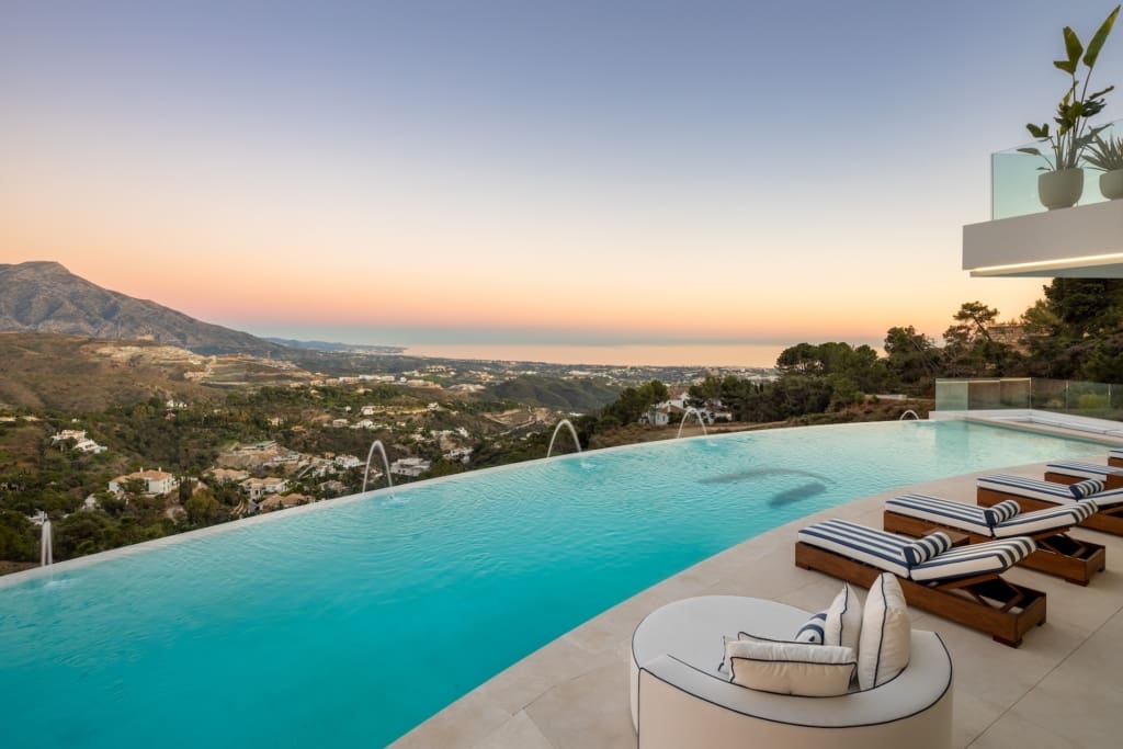 El Unico an iconic curved luxury villa in La Zagaleta Marbella presented by MDR Luxury Homes