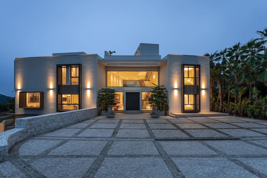 The Retreat - Luxury villa with panoramic sea views in La Zagaleta - MDR Luxury Homes
