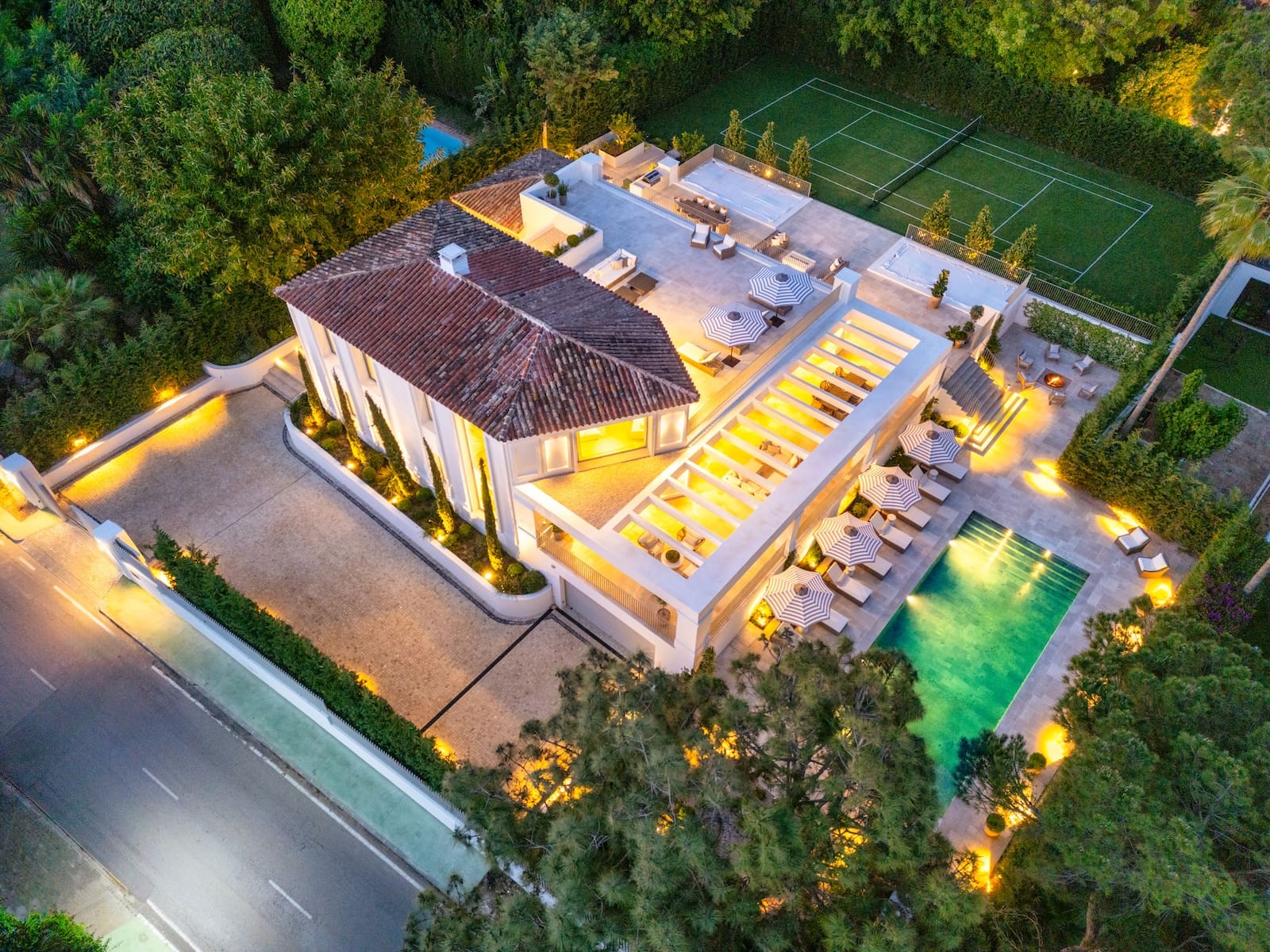 Villa Verano luxury villa Nagüeles Marbella with tennis court - MDR Luxury Homes